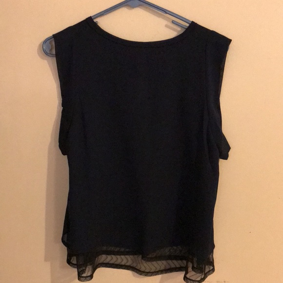 BCBG Maxazria blouse NWT - Picture 2 of 3